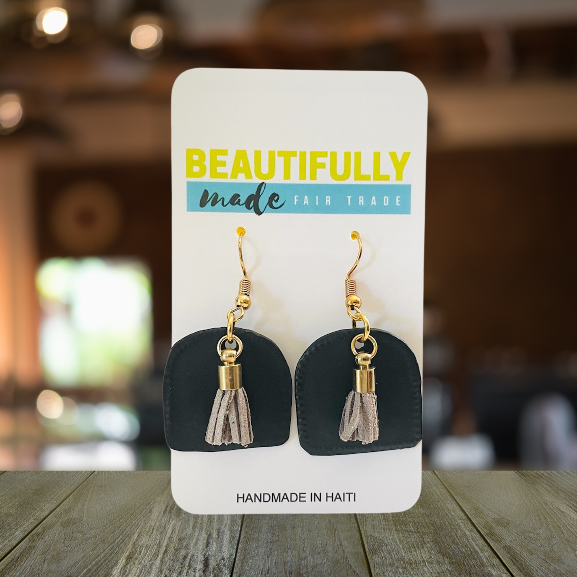 Haiti | Light Grey | Earrings