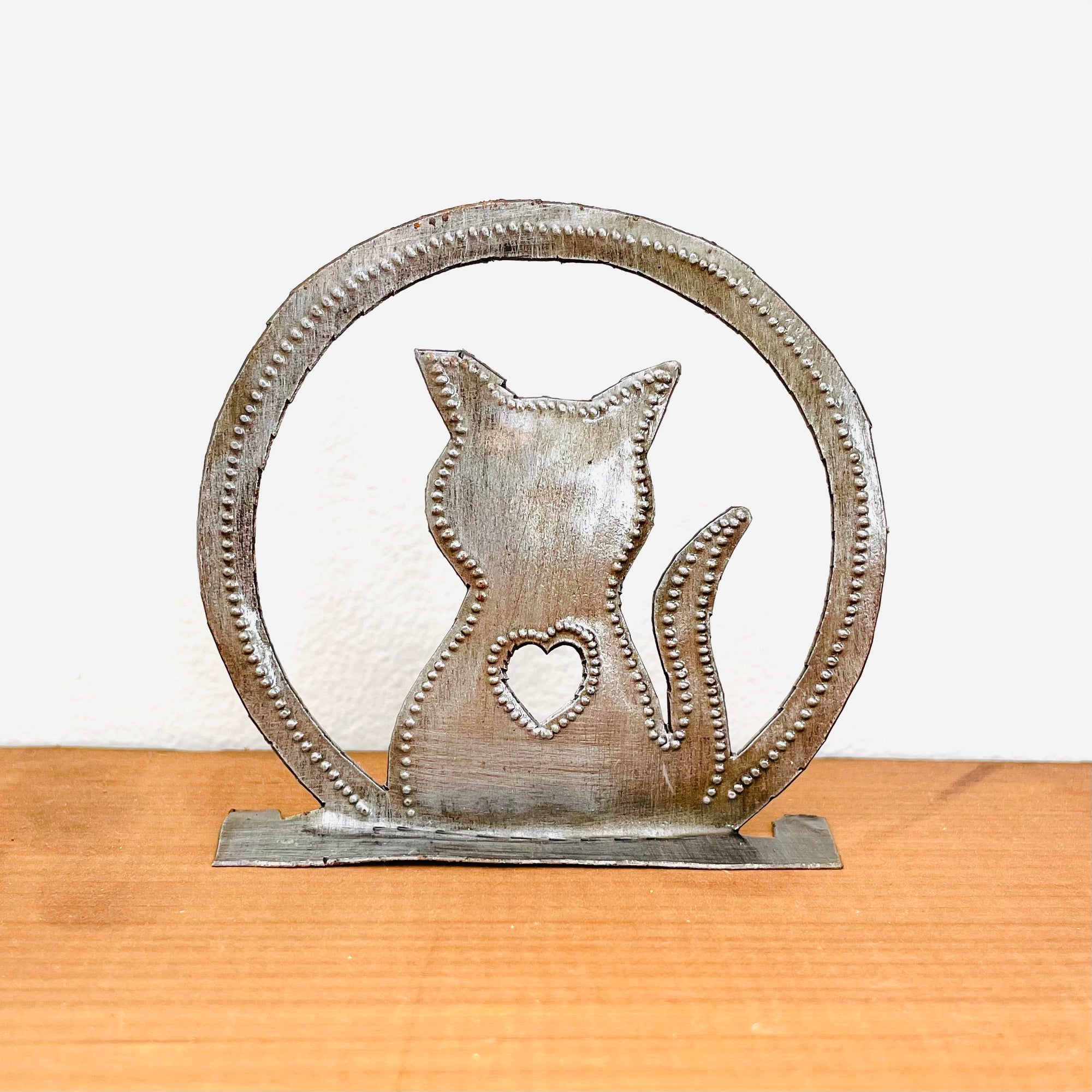 Haiti | Cat (Stand Up)