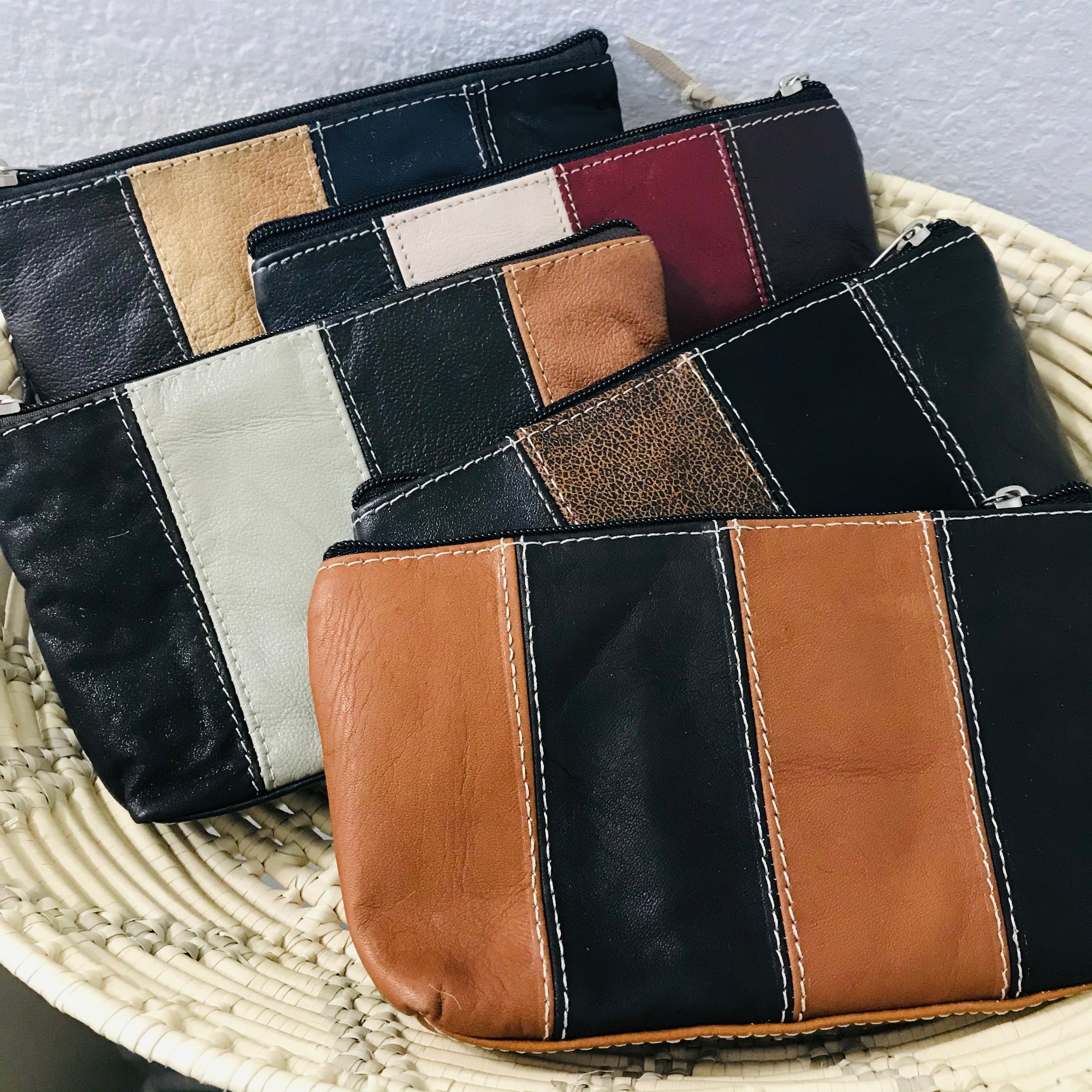 Ecuador | Leather Cosmetic Purse- MED