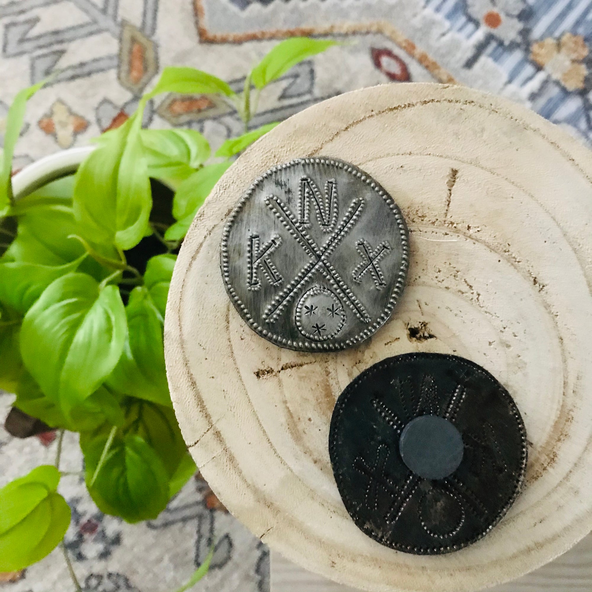 Haiti |  Magnet - Knox