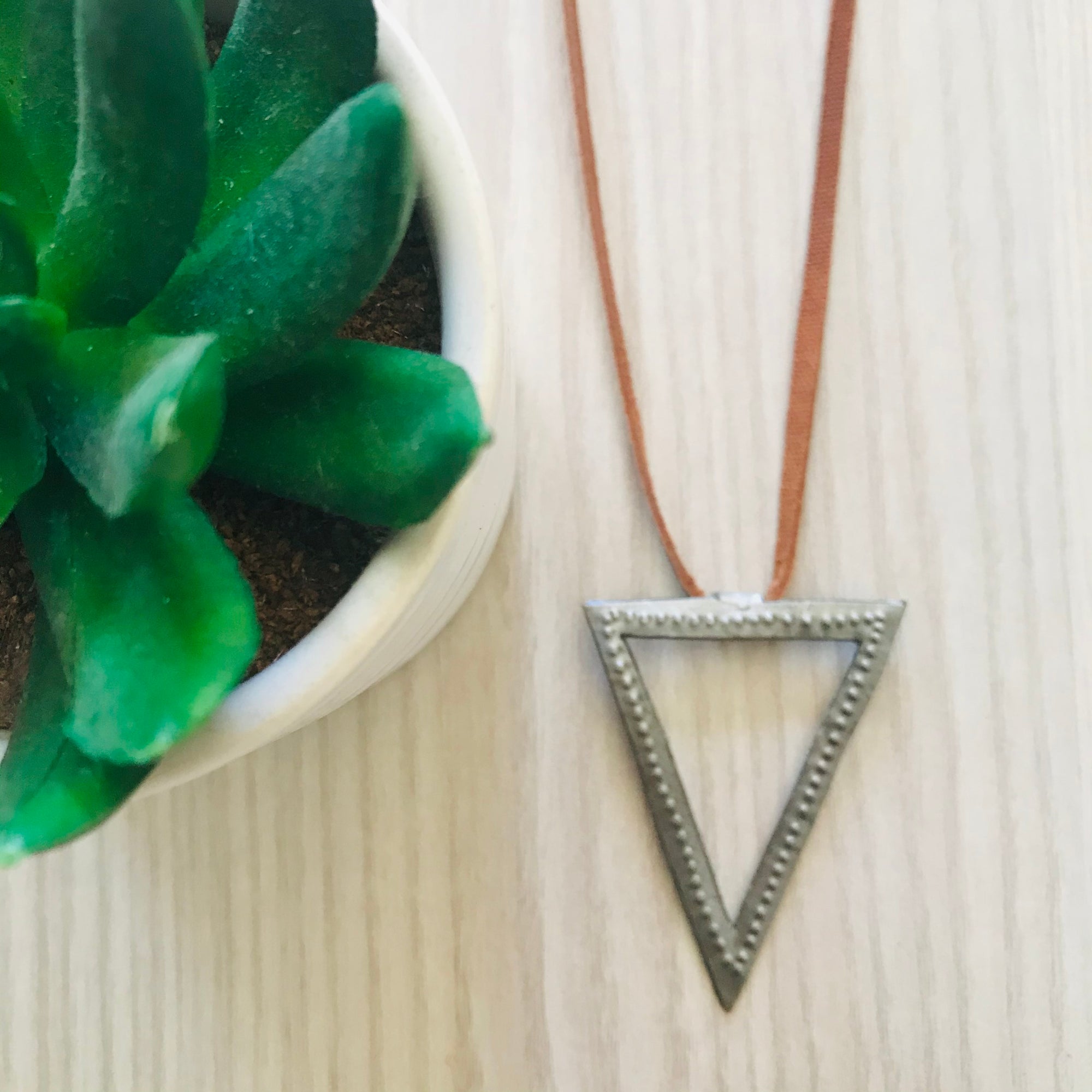 Haiti |  Necklace - Journey