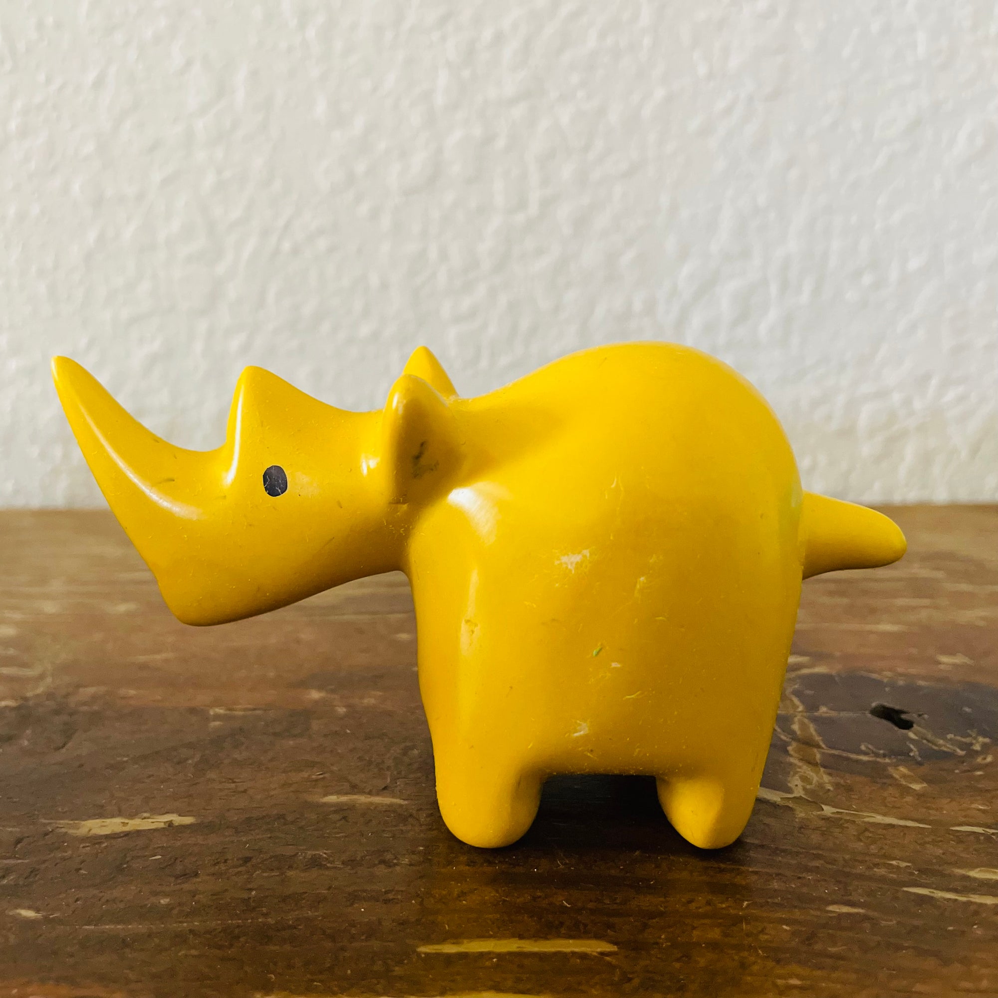 Kenya |  Rhino (7 colors)