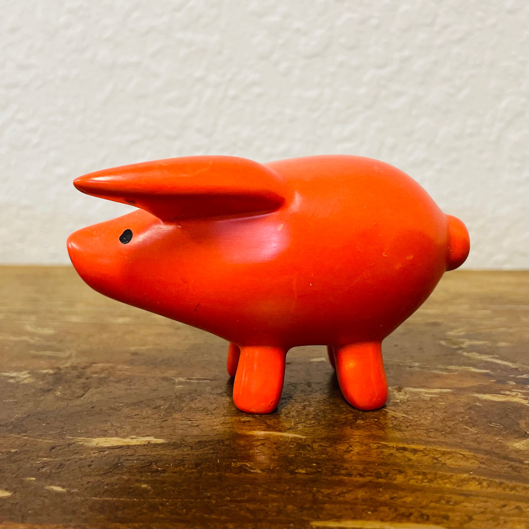 Kenya | Pig (7 colors)