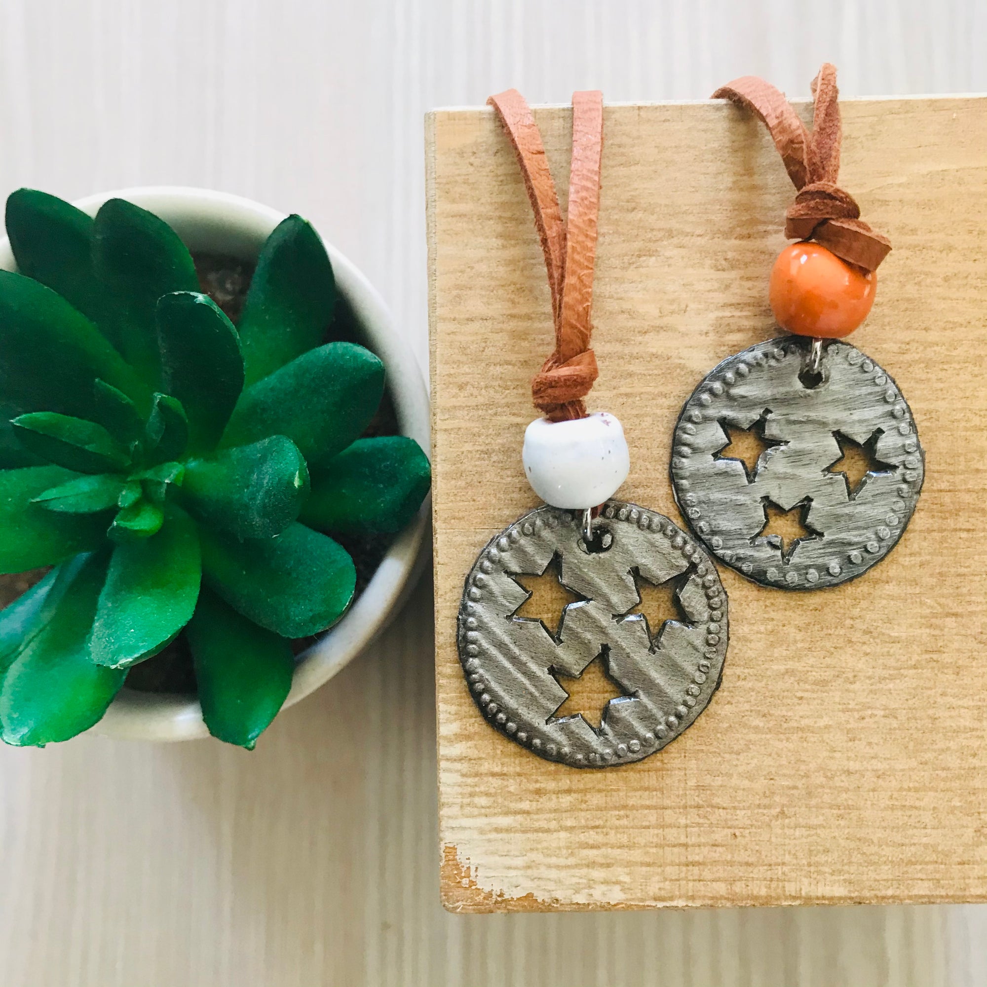 Haiti | Necklace - Tri-Star with Bead