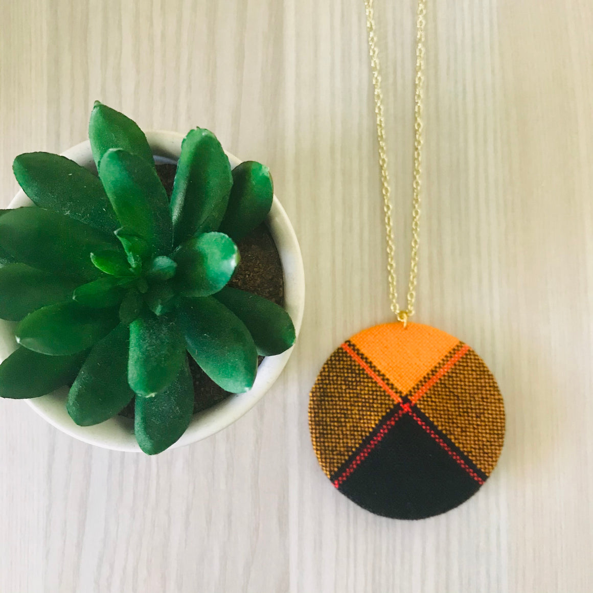 Africa | Necklace (3 Colors)